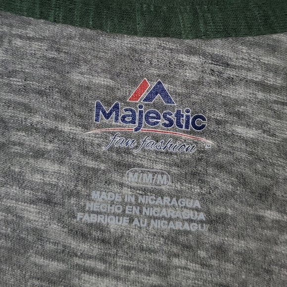 Used Womens Tshirt - Picture 2 of 4